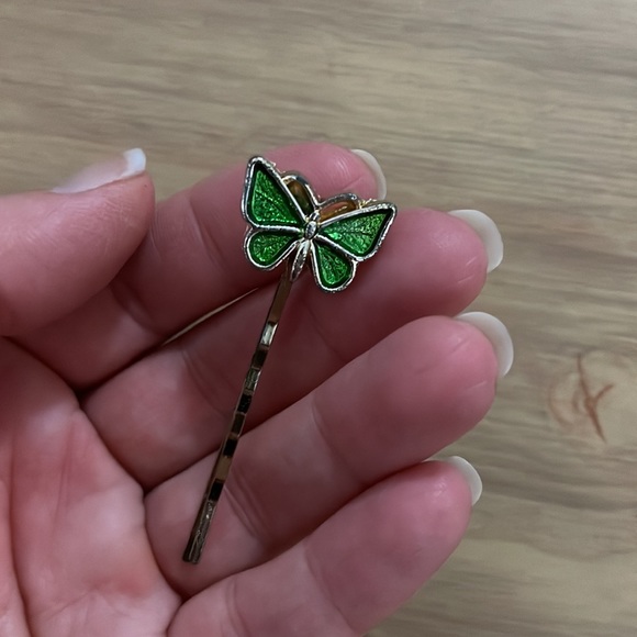 Vintage Butterfly Bobby Pin - Picture 6 of 6